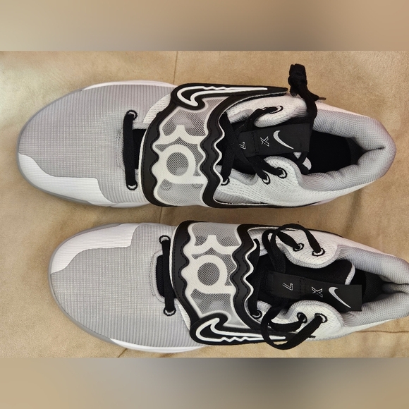 Nike KD Trey 5 White N Black N Wolf Gray Mens Size 13 Brand New - Picture 6 of 7